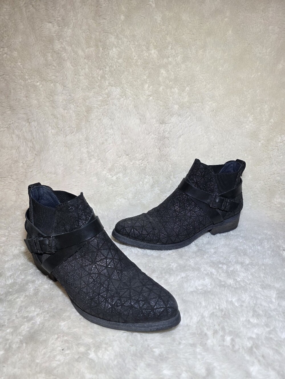 Creation Of Minds Dixie Black Geometric Ankle Boots Buckle Size 41 / 10 COM